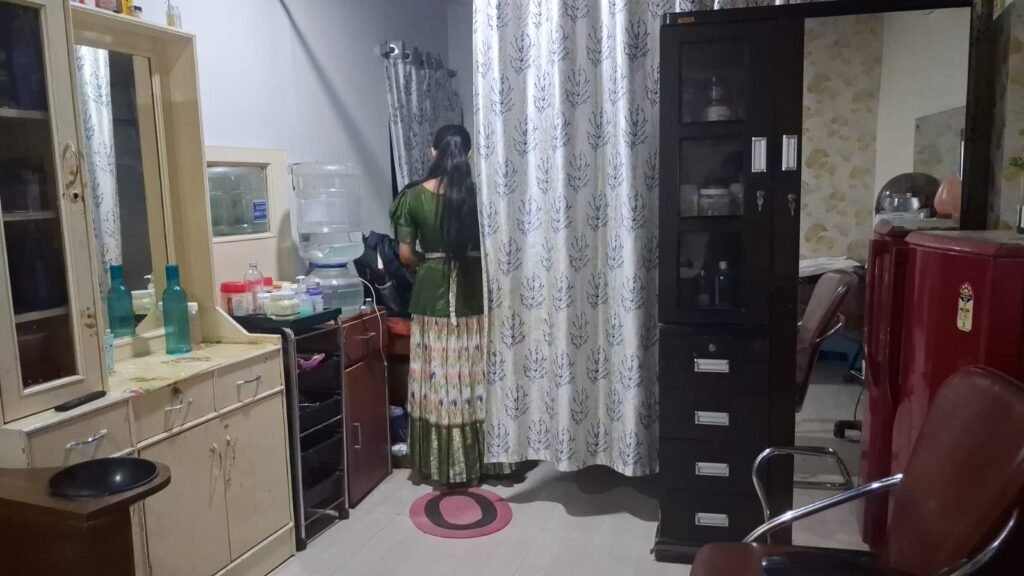 Ladies Beauty Parlour in Hyderabad